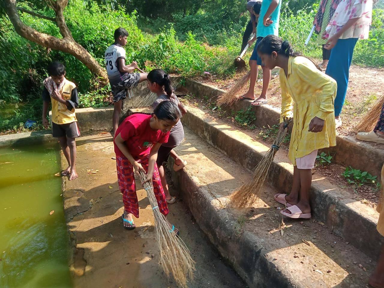Largum India cleaning drive